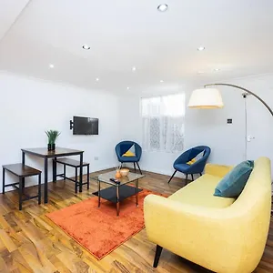  Holiday home Modern - 5 Mins To Whitechapel Station